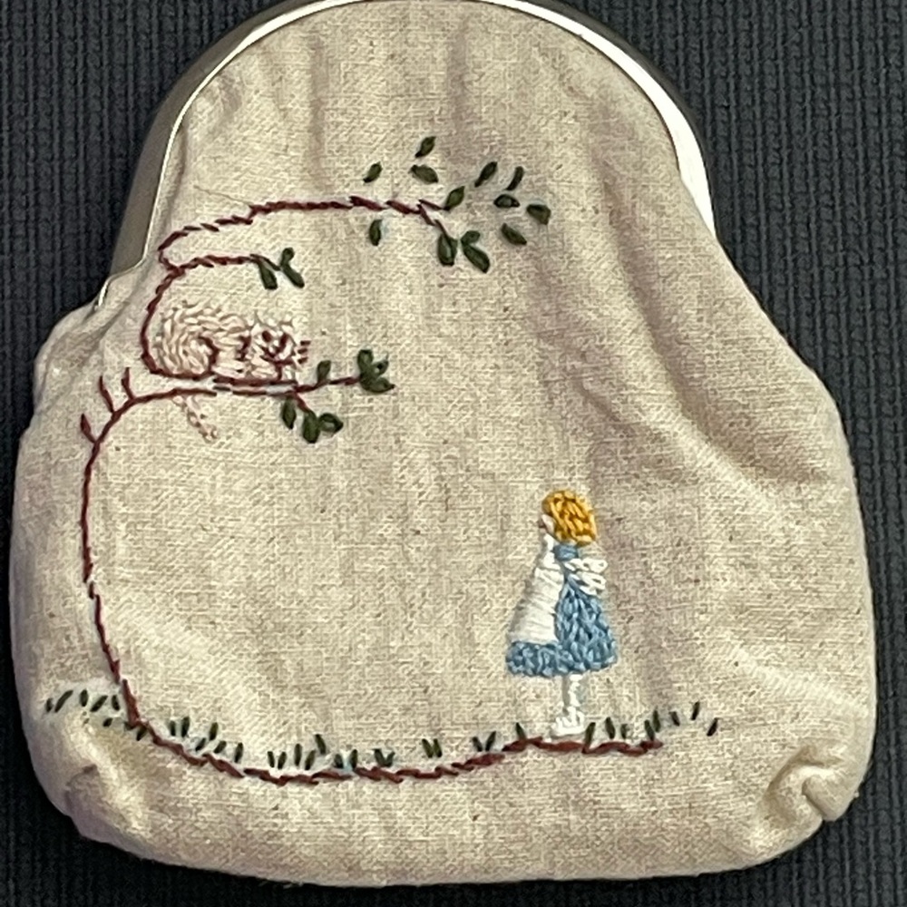 Vintage Chic Embroidered Beige Coin Purse Alice in Wonderland Cheshire Cat